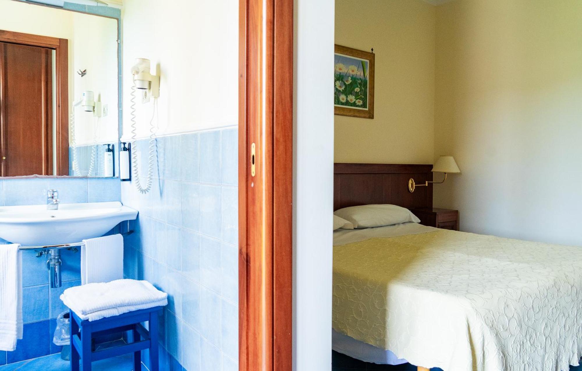 Villa Acacia Ponza Eksteriør billede